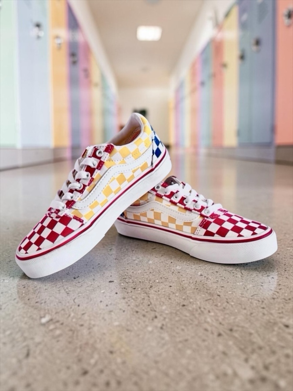 NWOT Vans Checkerboard Little Kid Sneakers Multicolor Lace‑Up Unisex Size 13 - Picture 1 of 10